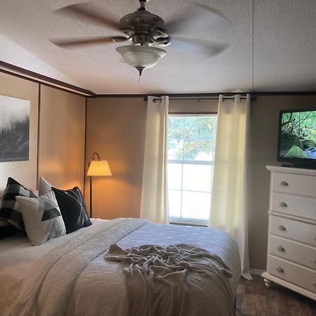Convenient And Spacious Home In Stanton, Ky Екстер'єр фото